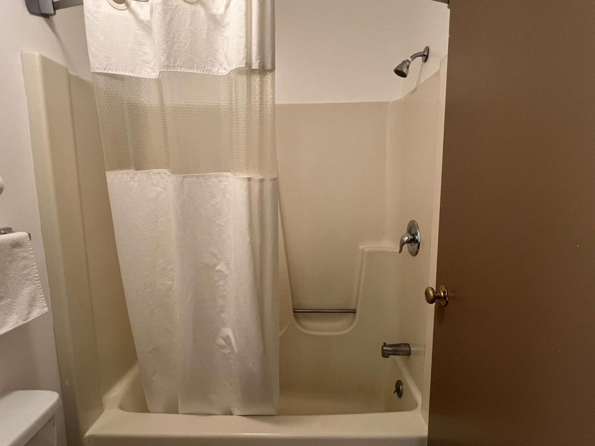 Travelodge By Wyndham Hershey Bagian luar foto