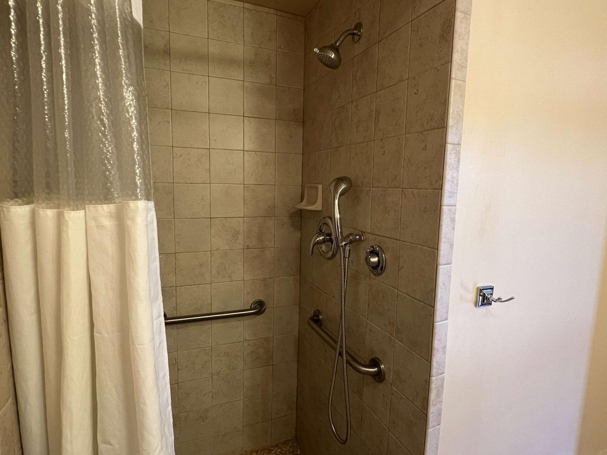 Travelodge By Wyndham Hershey Bagian luar foto